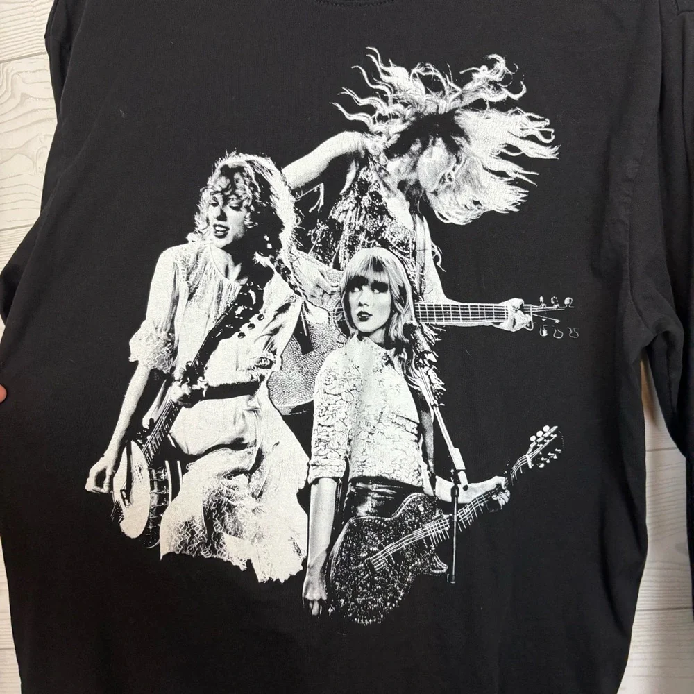 2023 TAYLOR SWIFT THE ERAS TOUR BLACK LONG SLEEVE TEE OFFICIAL AUTHENTIC LARGE - Picture 2 of 10
